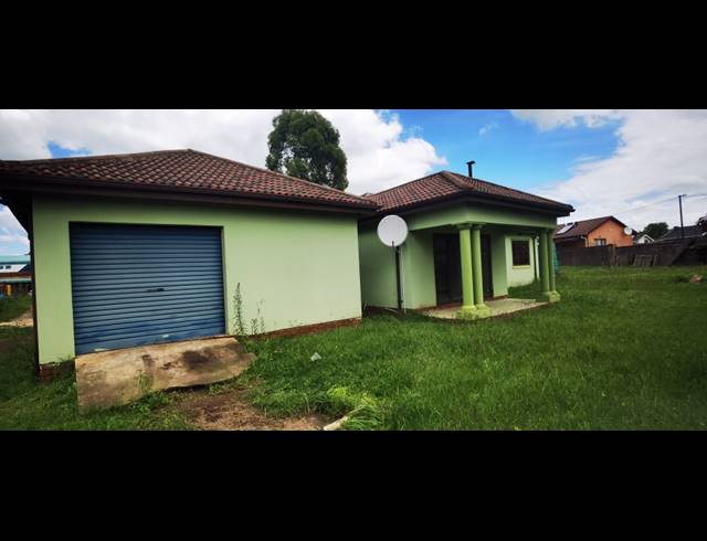 3 BEDROOM FREESTANDING FOR SALE IN MERRIVALE